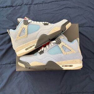 Air Jordan 4 University Blue